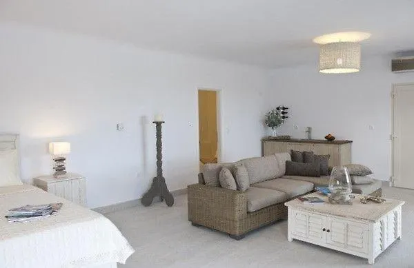 Chrysalis Nature 8 Διαμέρισμα